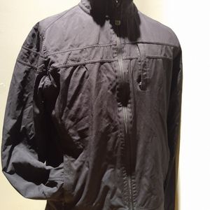 LULULEMON WINDBREAKER/Rainfly Jacket with Vents Full Zip